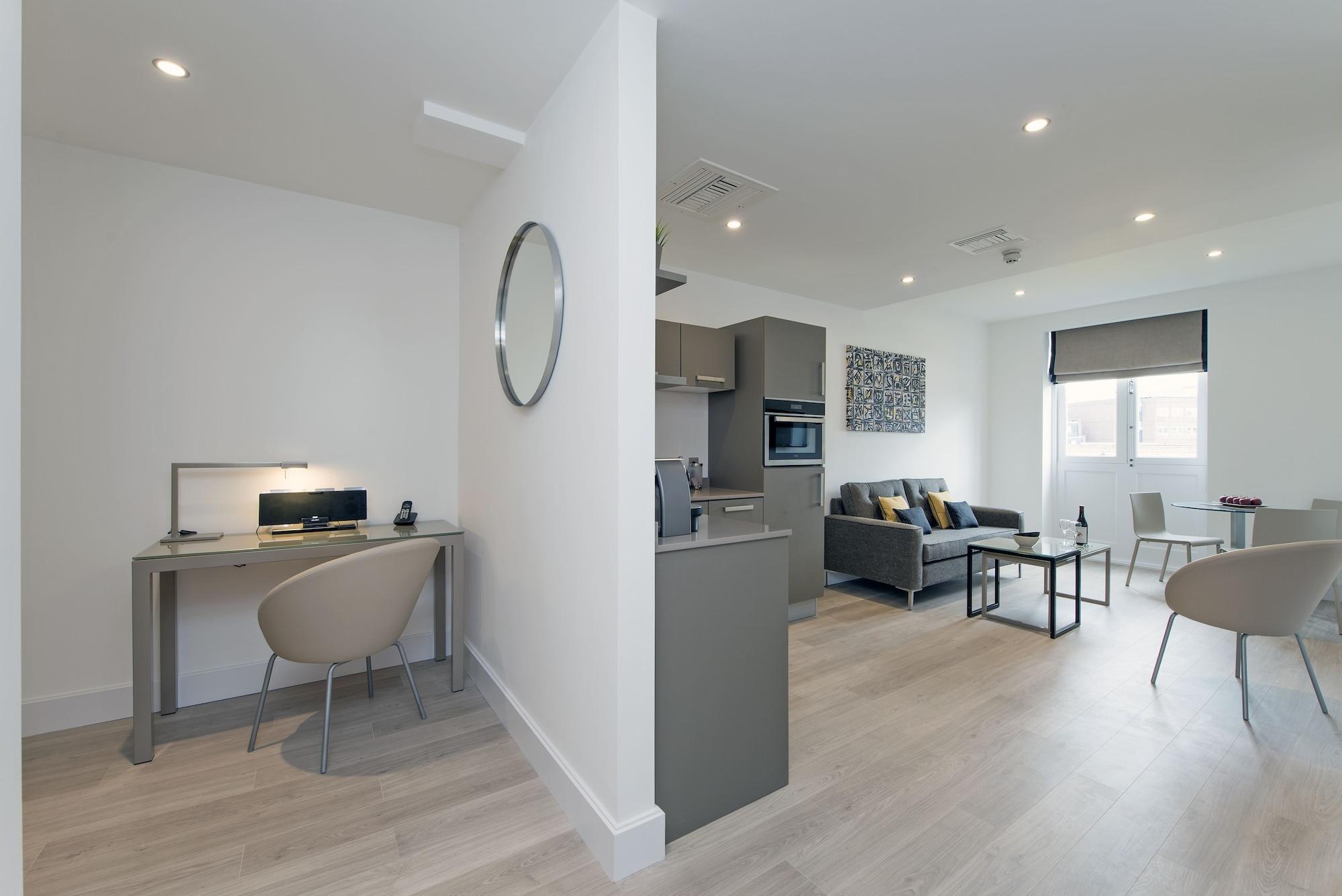 The Rosebery By Supercity Aparthotels ロンドン エクステリア 写真