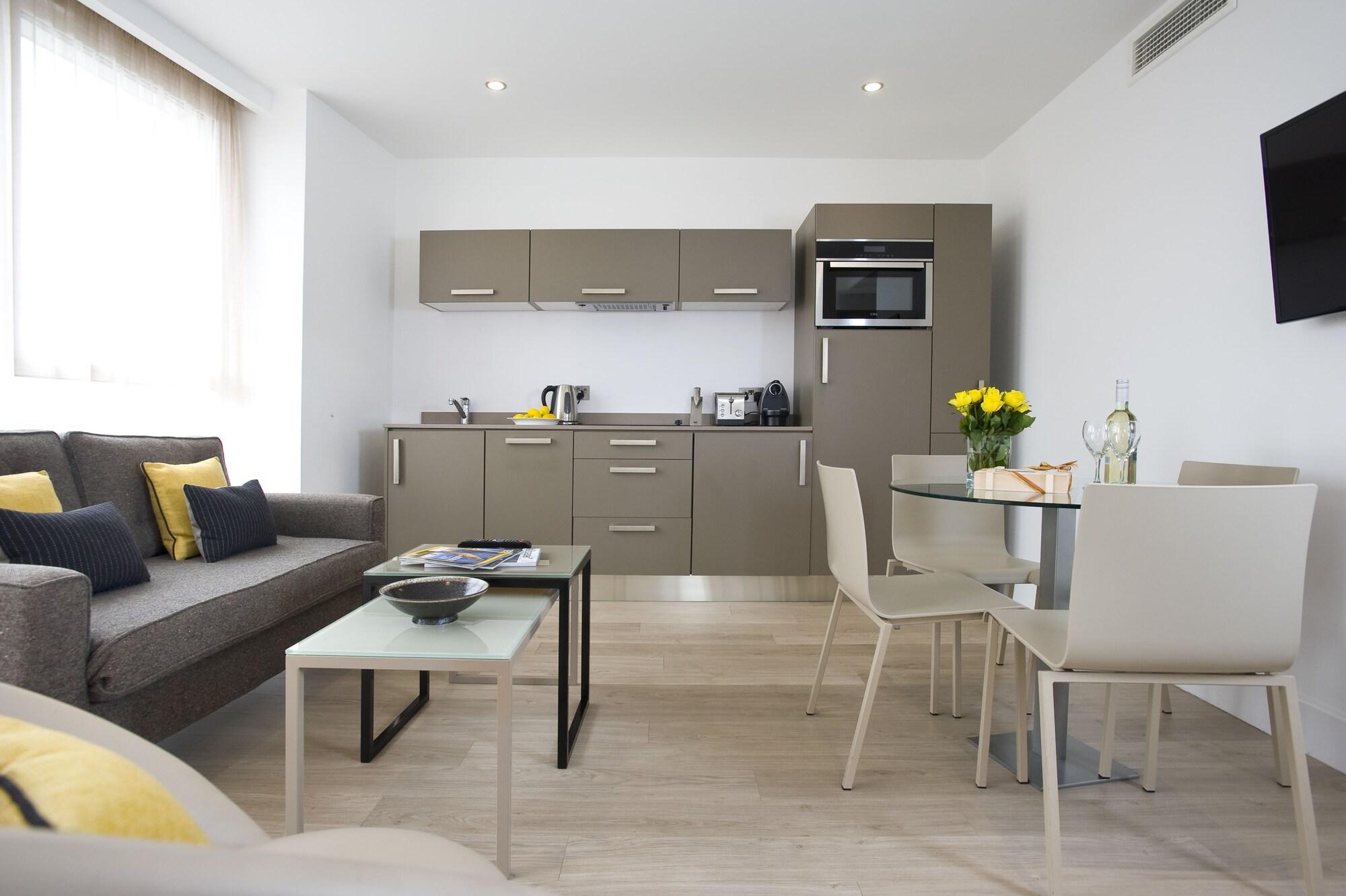 The Rosebery By Supercity Aparthotels ロンドン エクステリア 写真